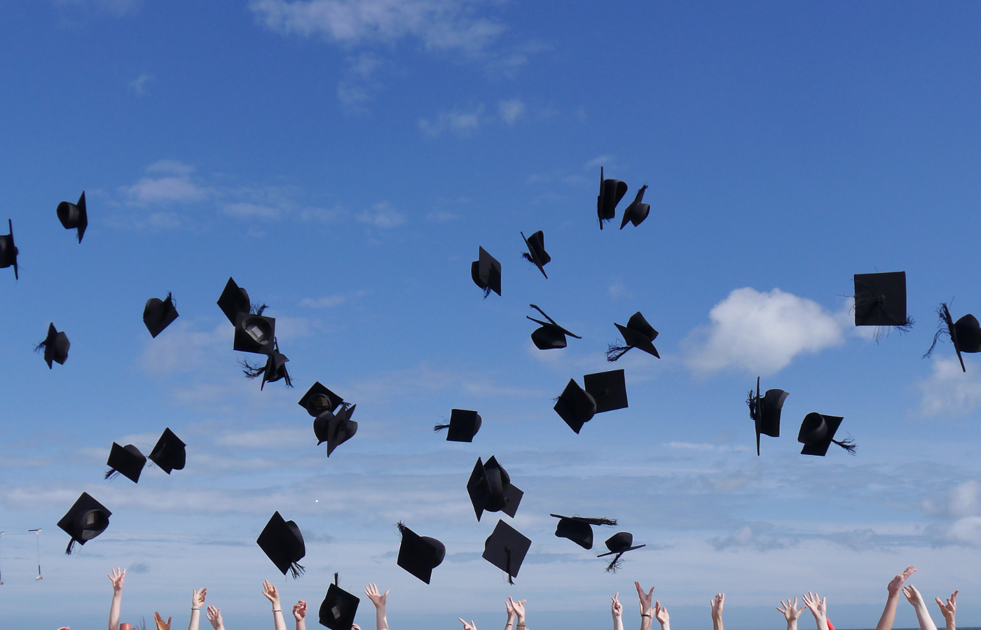 The Ultimate Guide to Choosing Graduation Jewellery